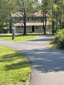 14 Waters PVT Dr, Stone Ridge NY 12484